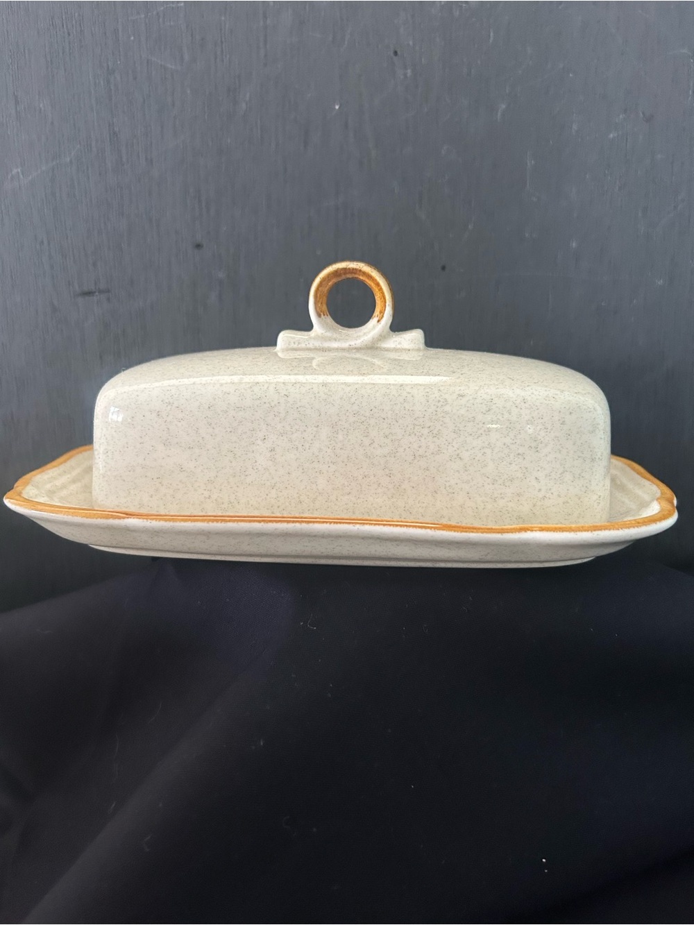Mikasa Speckled Cream Ceramic Butter Dish with Gold Rim
